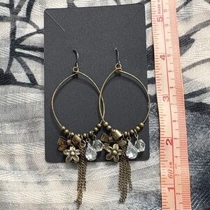 🖤Chic Floral Dangle Earrings with Crystal Accents🖤